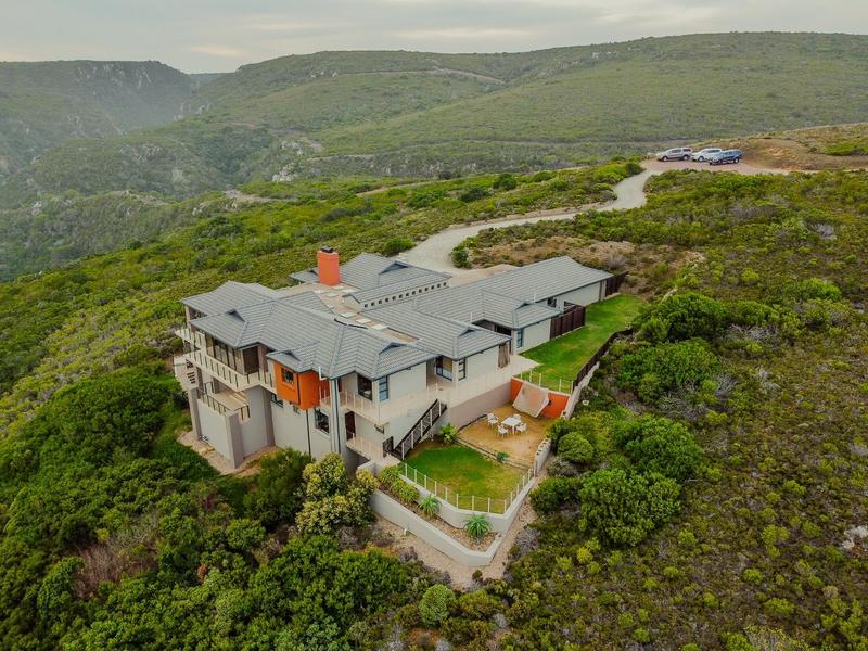 6 Bedroom Property for Sale in Dana Bay Western Cape